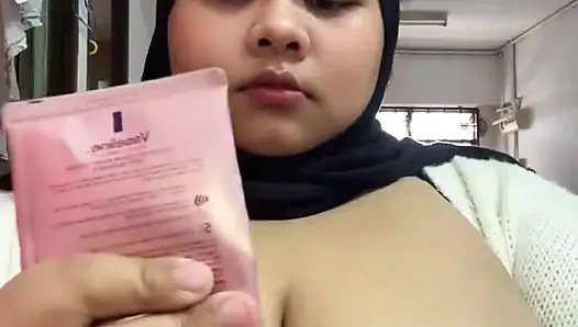 AJSXX99 - массажирую грудь, пока ты не смотришь на тебя до оргазма