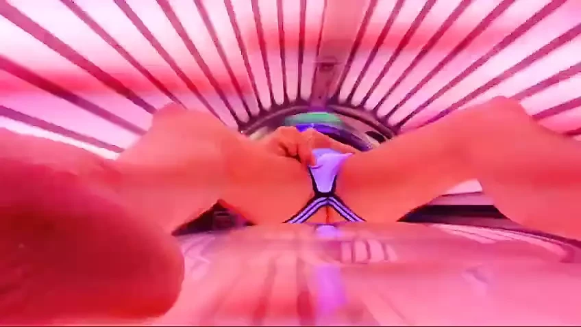 サンルームでシコる