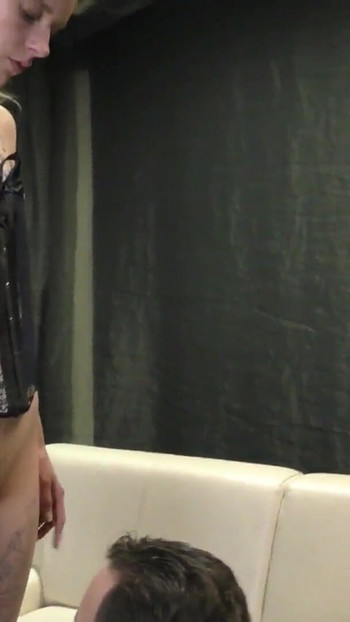 Epic moment from "Princess Melody Pleasure knows what she wants!"