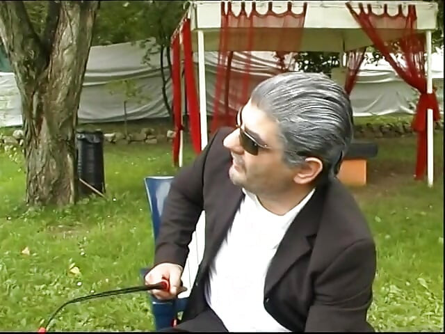 Amateur outdoor threesome,DP, pegging ...