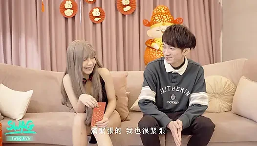 Fans besuchen ein Idol während des CNY und bringen ihr einen harten fick