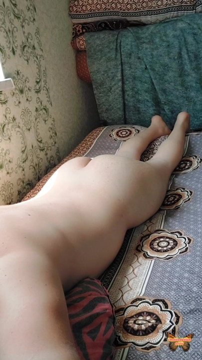 White Feminized Boy BUBBLE BUTT