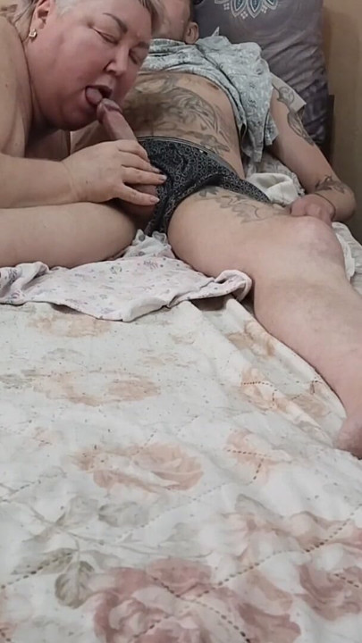 I love it when my stepson's cock swells in my mouth | Clip 2