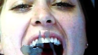 Riley Reid - cum hołd (twarz i język)