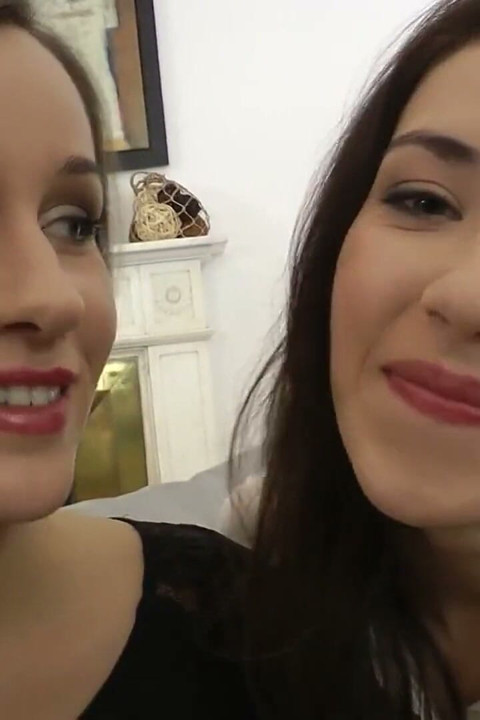 Lesbo babes get fucked after licking pussies and fucking on the ass with a dildo