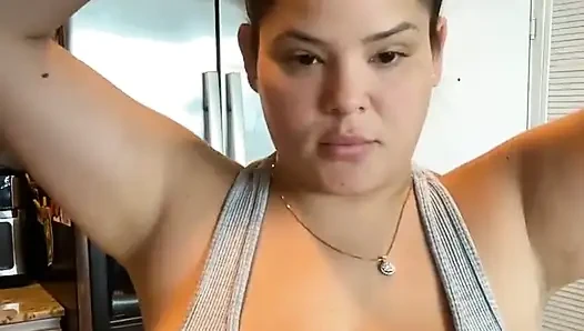 Live Stream with Dani Valentina