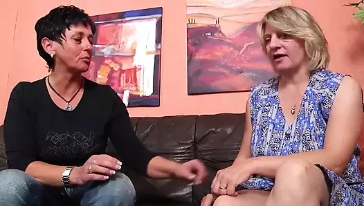 Mature MILF Gets Her Wet Hole Stuffed by Two Hard Cocks at Once