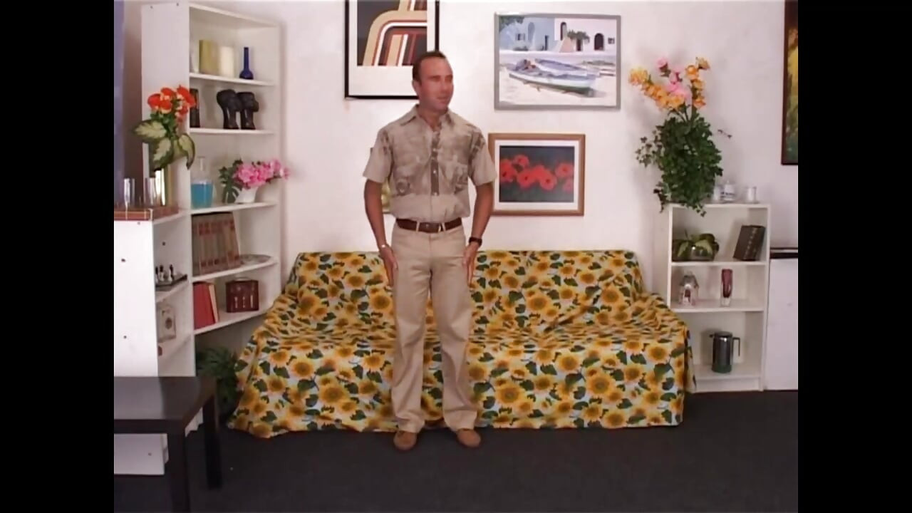 背後からデカくて硬いチンポ!