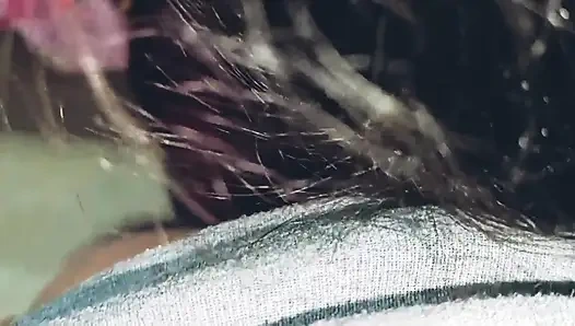 25-jährige heiße desi-freundin fickte ihre muschi