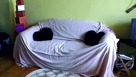 Memek amatir pirang diraba dalam memeknya - close up