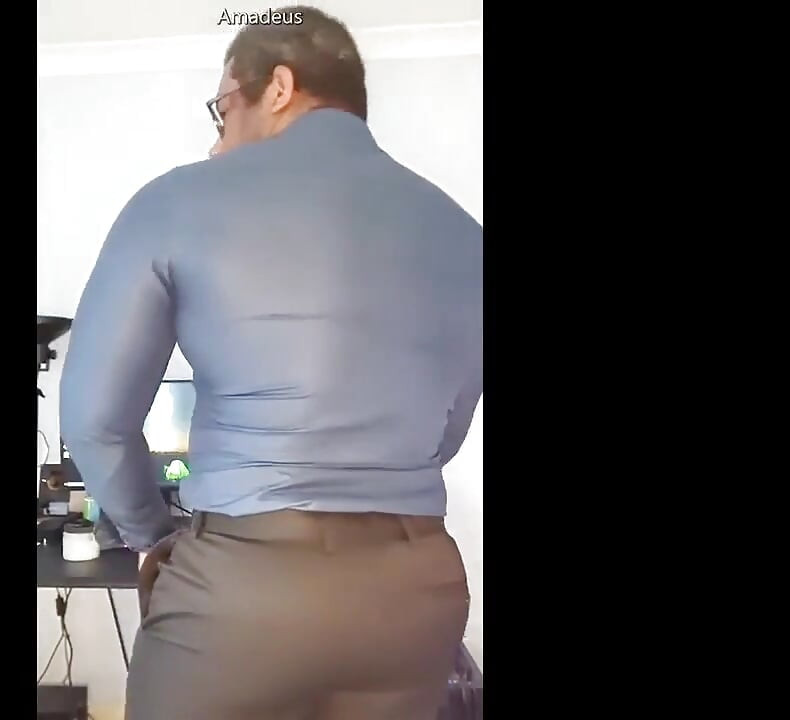 The Reason I Cant Were Shirts. My Muscles to Big for This
