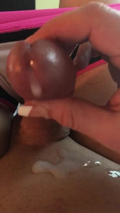TS solo clit rubbing with cum