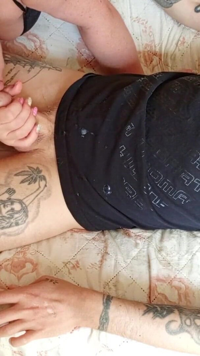 Trenutak koji morate vidjeti iz "čak i nakon ejakulacije, zetov penis je tvrd"
