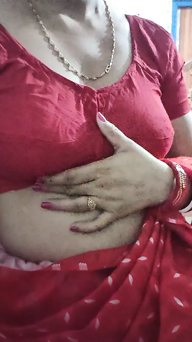 Sexy bra of desi bhabhi