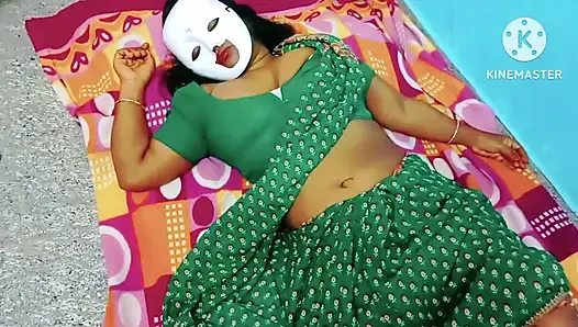 Desi hausmädchen macht sich bereit, von ihrem besitzer für seine großzügig-tamilische Audio mit echtem lautem stöhnen zu ficken