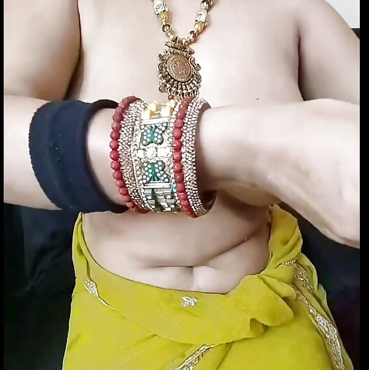 Secretly Watched The Beautiful Indian Stepmother Massaging Her Large Breasts With Oil And Chocolate. Dirty Talk In Hindi.