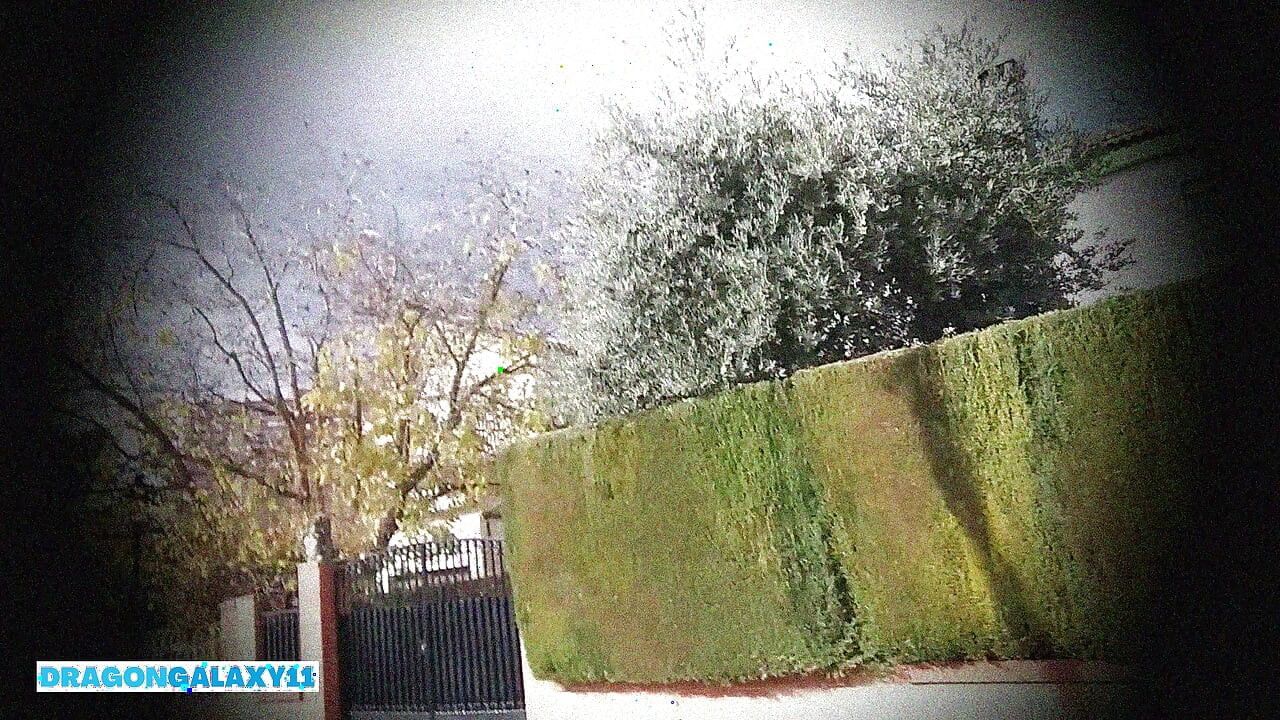 A mostohanővéremmel mocskos dolgokat csinálunk az utcán, majd otthon