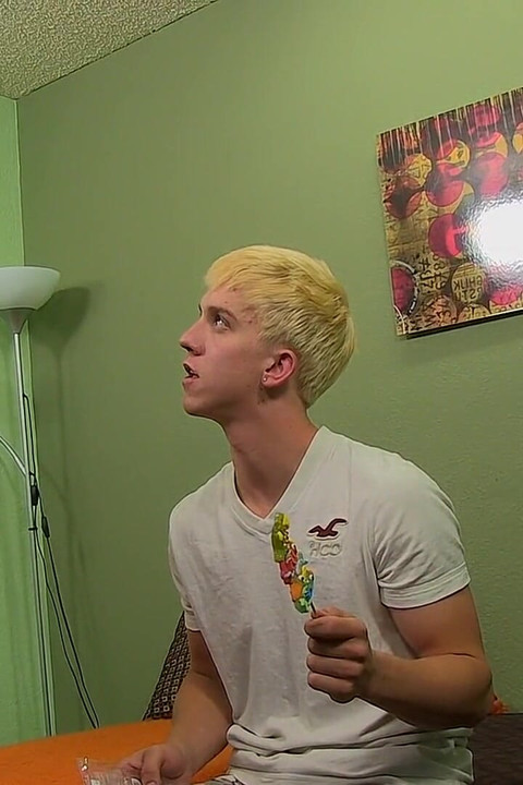 Swapping Sticky Facials!