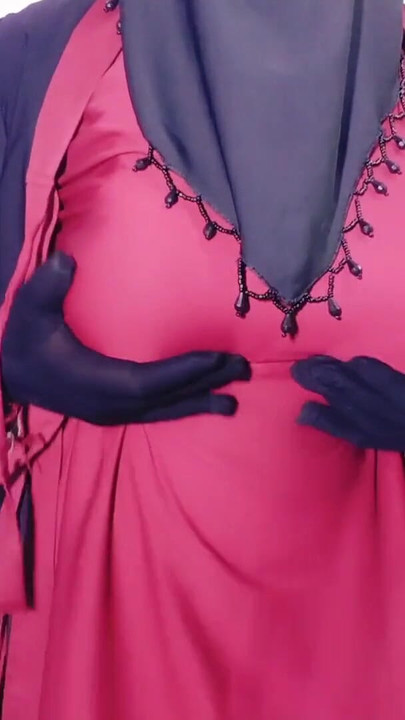 Šef kancelarije provodi noć sa indijskom prelepom ženom | Klip 1