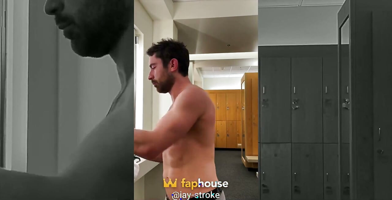 Secar el vestuario después de mi ducha posterior al entrenamiento