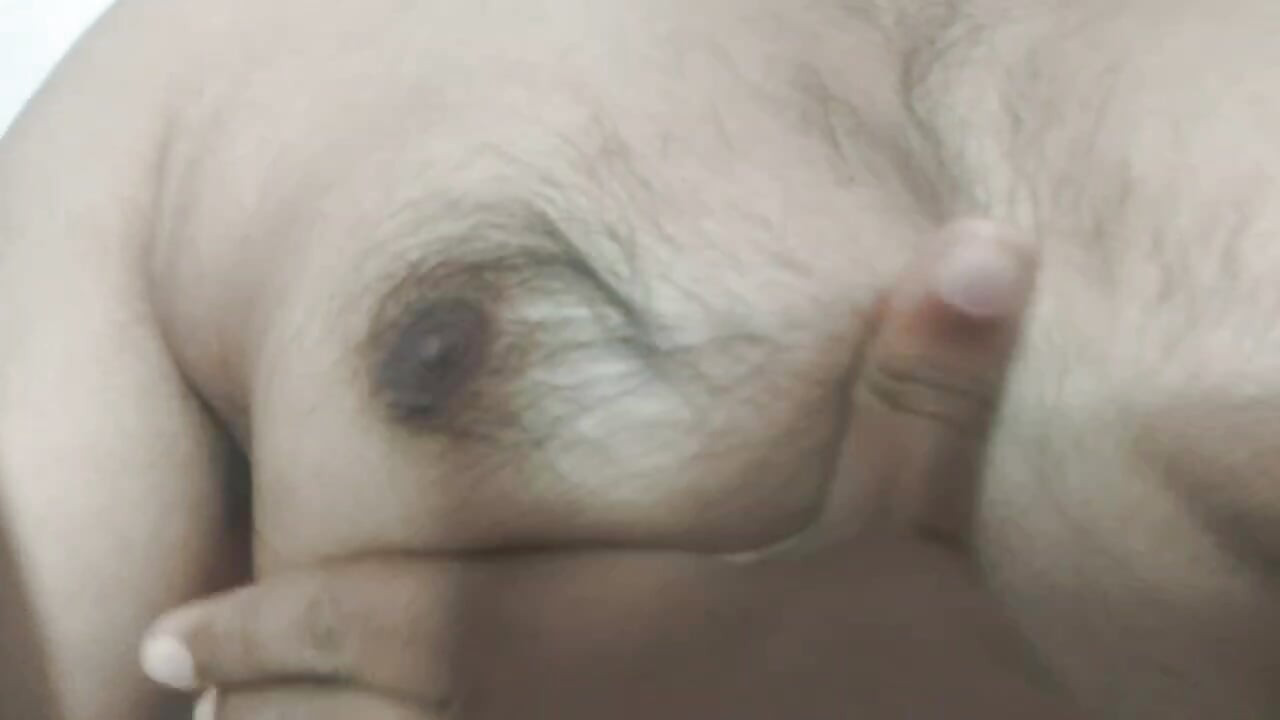 Leela chupa seus peitos também Leela esperando pelo namorado