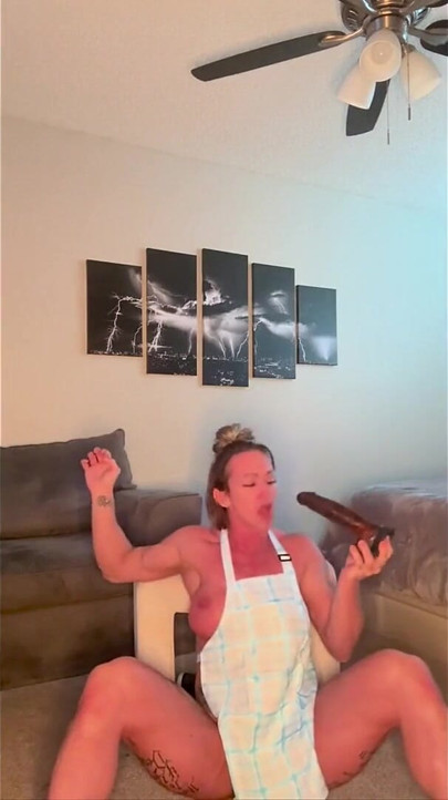 Dirty Apron Slut