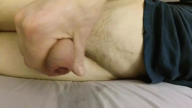 Twink Wanks In Bed & Cums on the Sheets