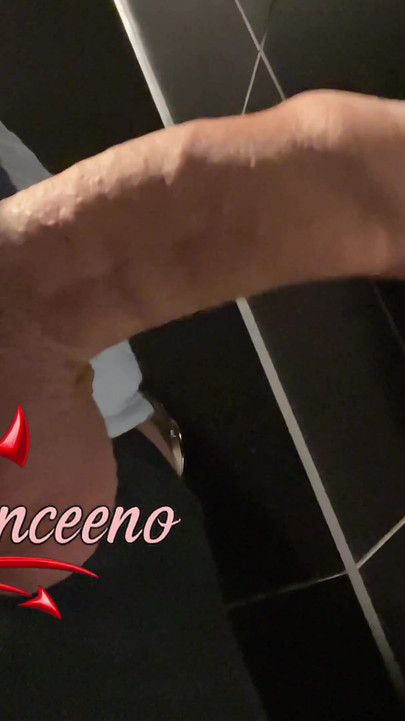 ฉี่ควยไม่ขลิบที่ปัสสาวะอ่อน