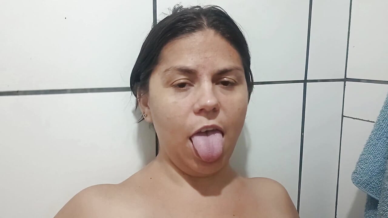 Bonita chupando que Rafinha dio en mi polla
