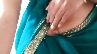 Swetha tamil karısı saree şerit kayıt video