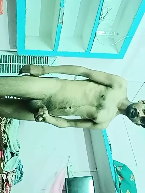 Hilata hua ladka apna land