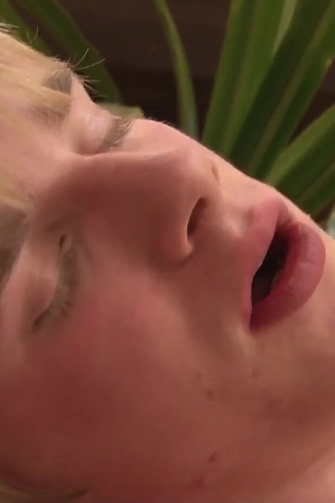 Exclusive video bareback: anal fuck between sexy blondies horny and hungry for cock