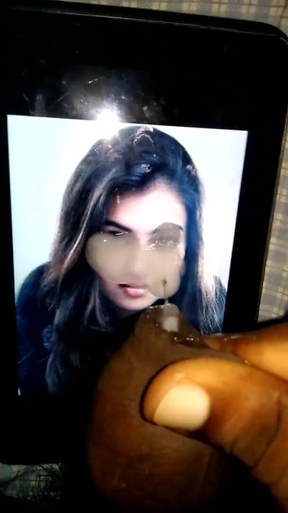Nezaboravan trenutak iz "Nazriya Nazim jede i kupa se u mojoj počasti spermi"