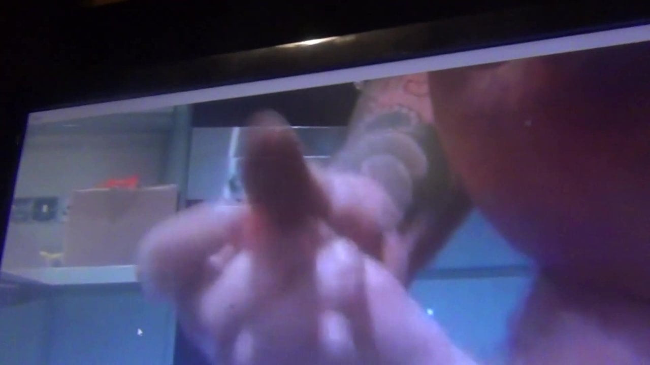 Cumming on webcam