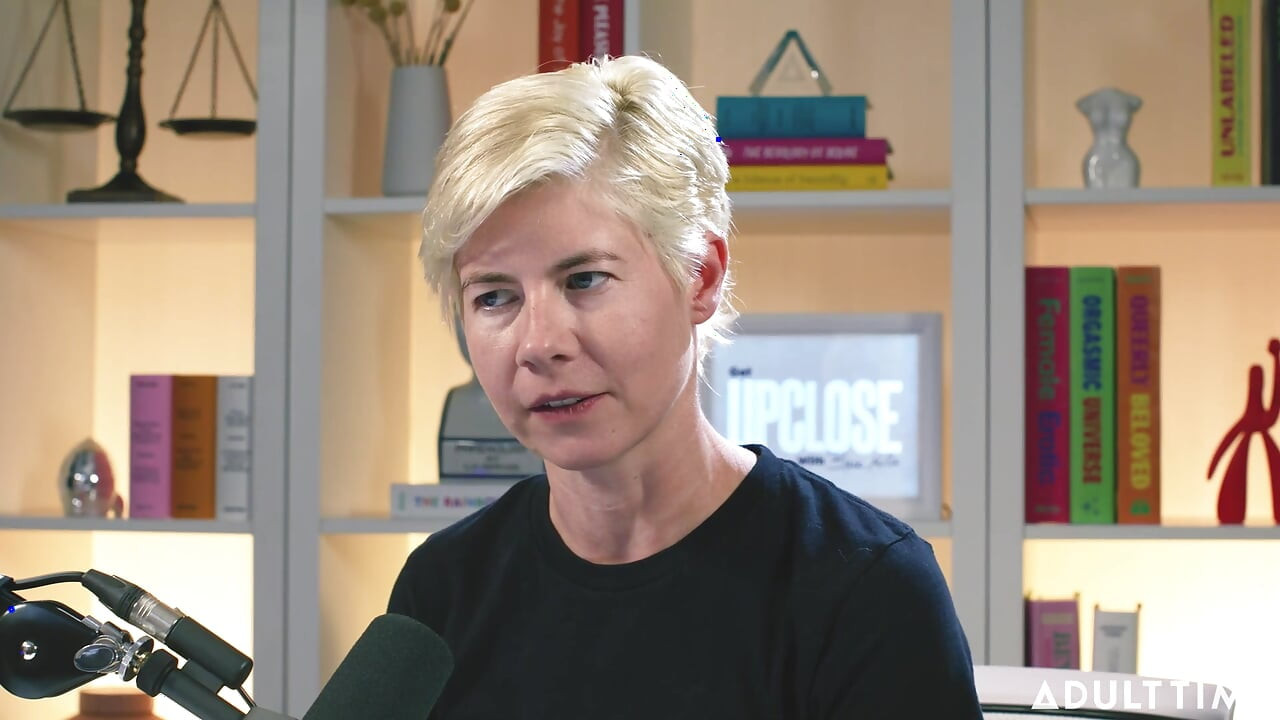 Gal Ritchie: Spiegler lány és hentai szerető a felnőtt idő podcast