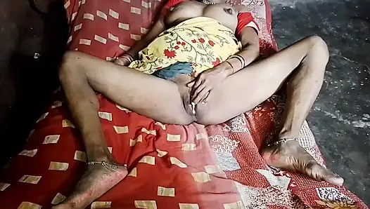 Обнаженная киска Deshi Style с дыркой в заднице