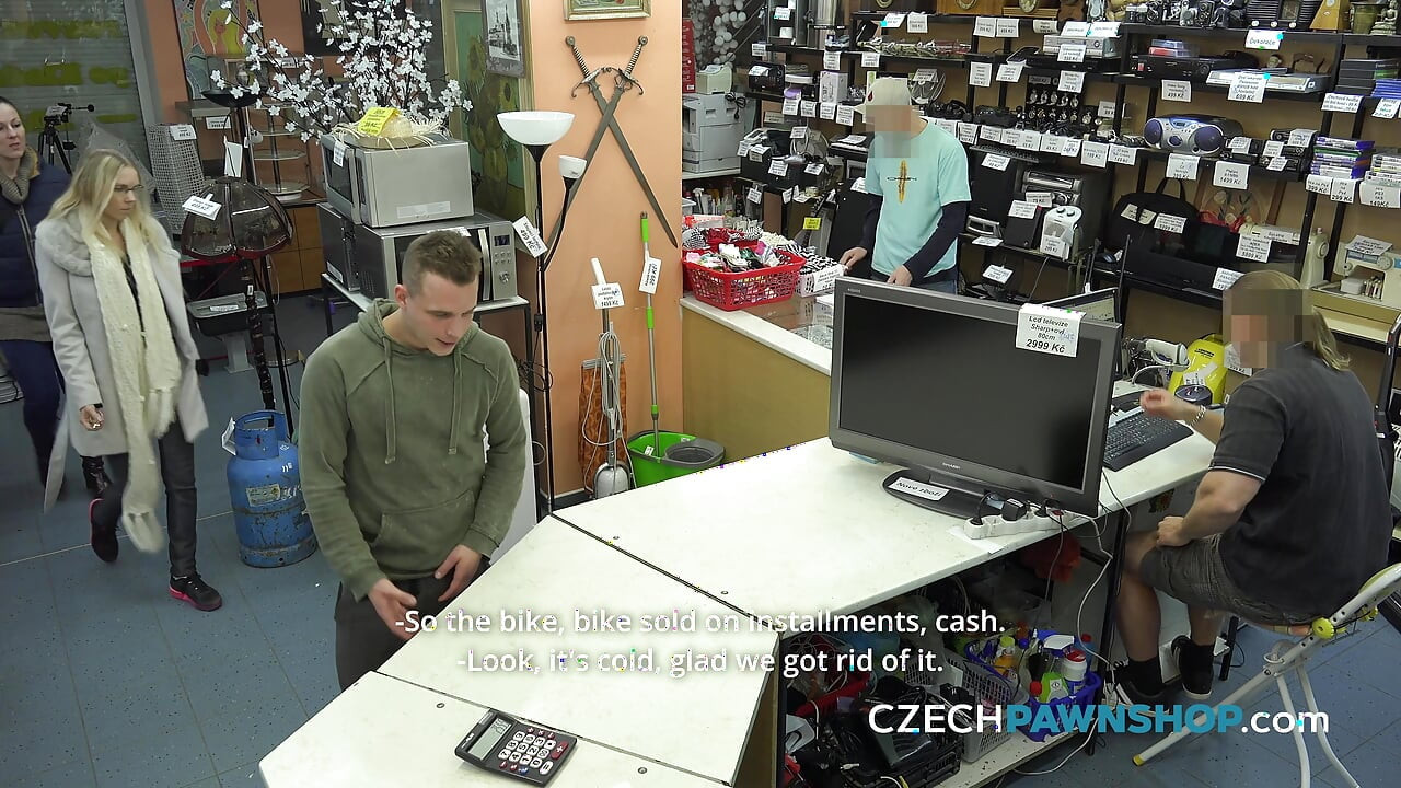 A conexão mais quente nos bastidores de todos os tempos (CzechPawnShop)