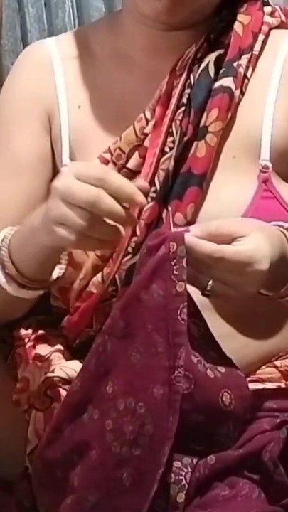 Morate podijeliti trenutak iz "Indijska djevojka se kod kuće od strane dečka"