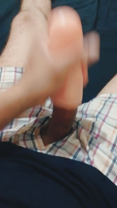 Watch me ejaculate and moan loudly. Masturbation..