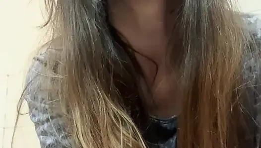 Freche freundin videoanruf - necken in den boxer meines freundes (spanische subs)