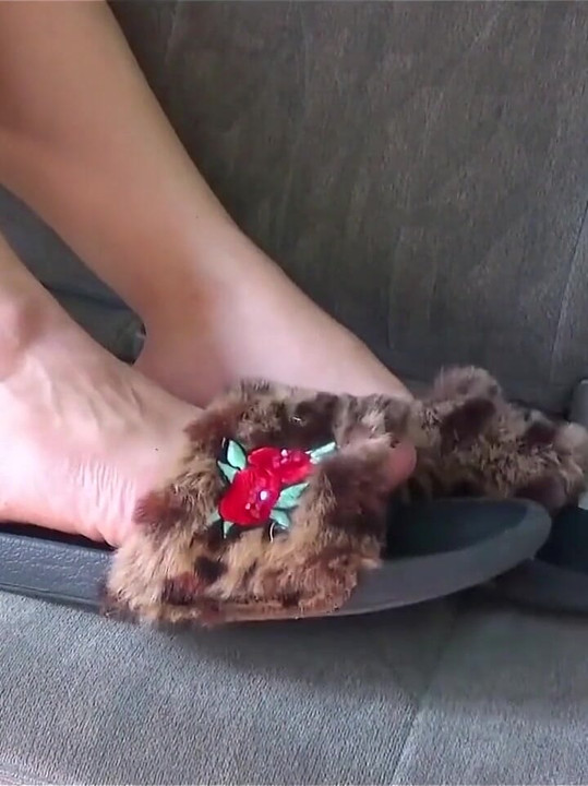 閑置腳