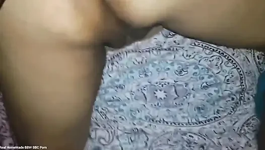 Memek cewek semok india dientot anal sampai orgasme