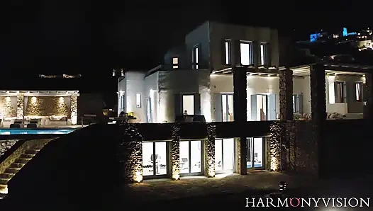 Сенсационную крошку трахнули и наполнили сливками