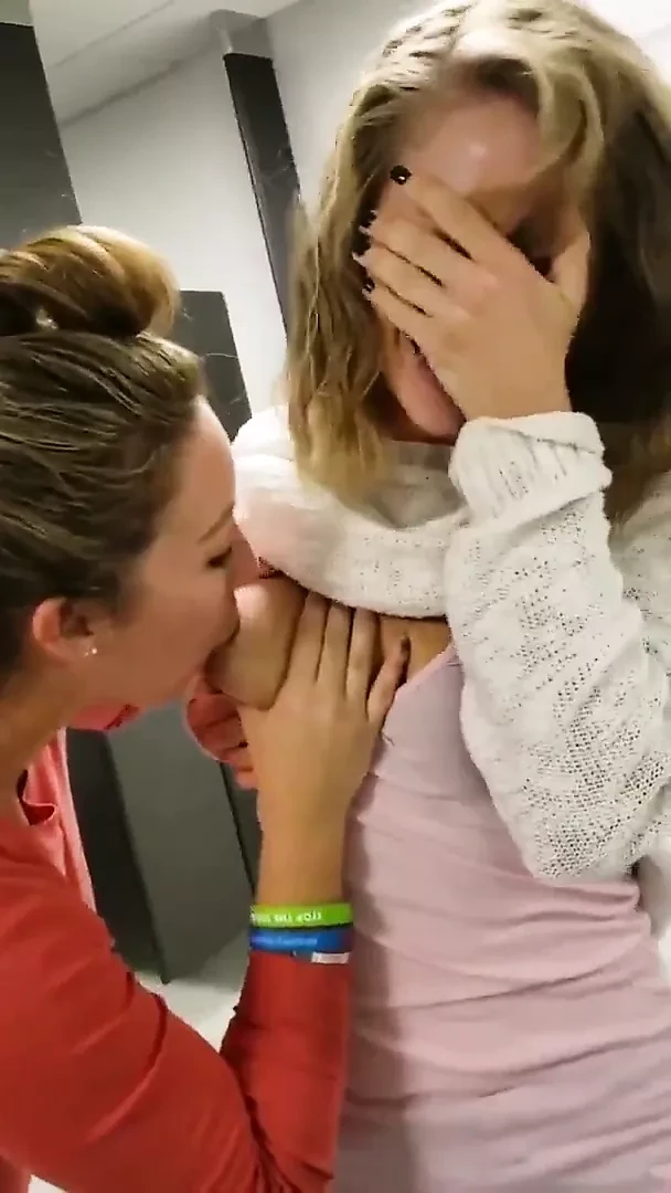 Adult breastfeeding XD
