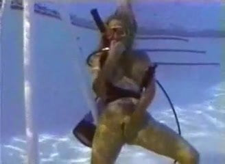 Scuba Girl Solo