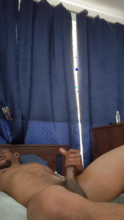 BBC thick and horny after gym that needs to cum