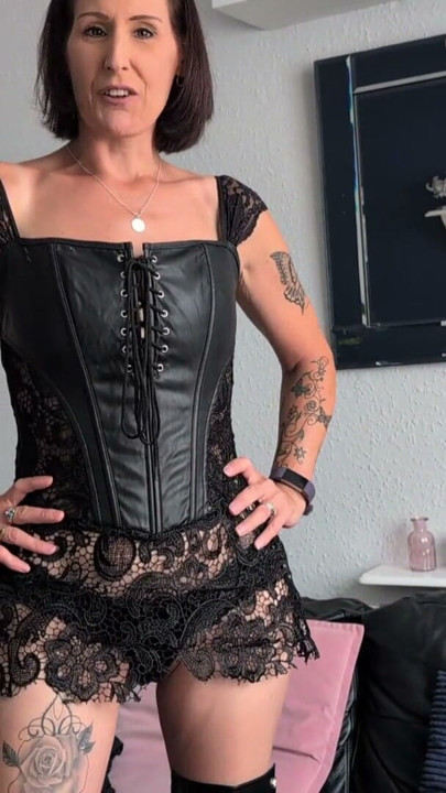 Costume try on | Clip 1