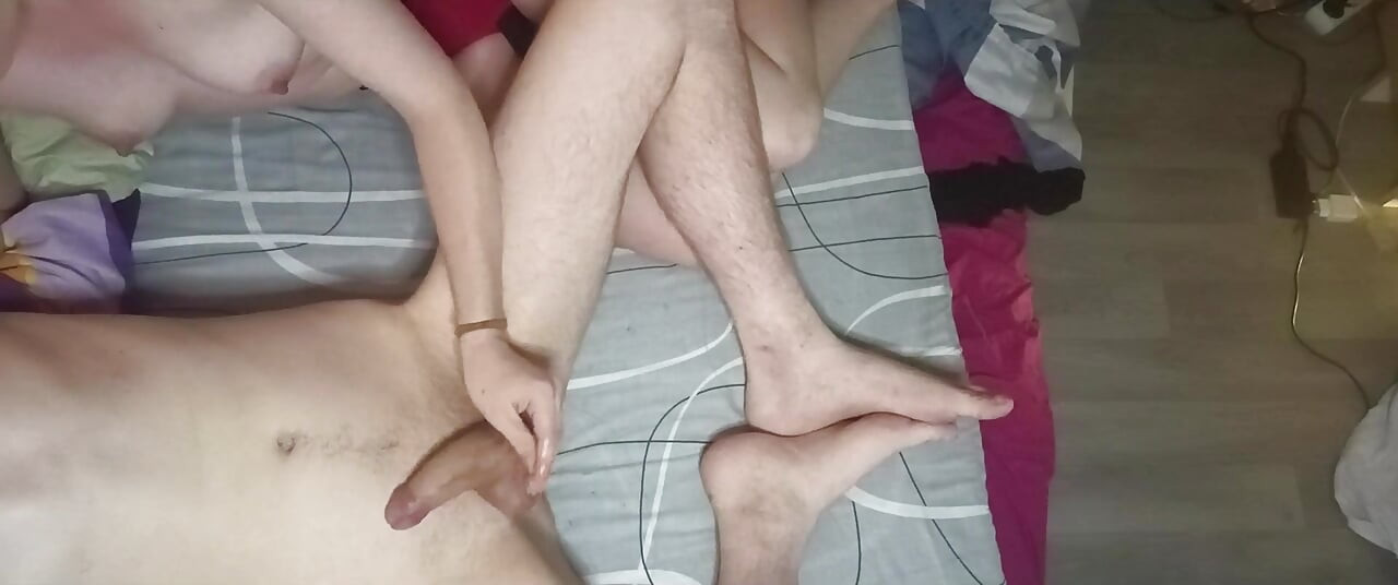 애널 핑거링과 페깅