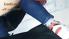Cagna persiana iraniana scopata a pecorina nel centro commerciale