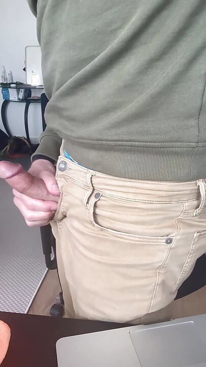 แค่ชักว่าวด้วยวาจาอีกครั้ง